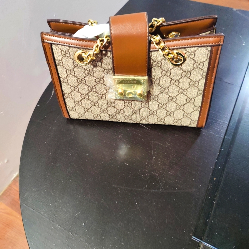 Gucci purse slightly used